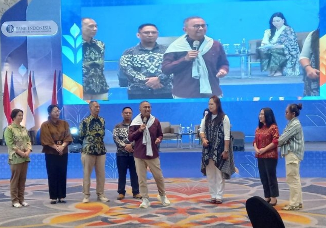 Dahlan Iskan Dorong Pengusaha Sulut Tetap Tangguh Hadapi Ketidakpastian Ekonomi