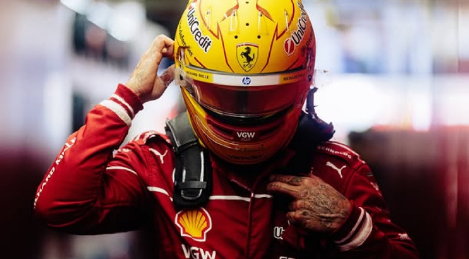 Hamilton Sebut Musim Pertamanya Bersama Ferrari sebagai Mimpi Buruk