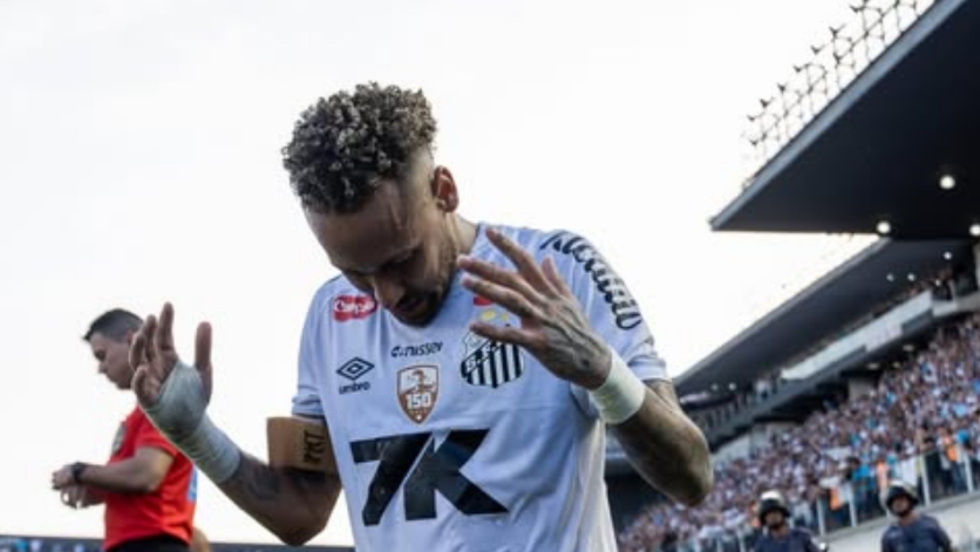 Neymar Memilih Bertahan di Santos hingga Akhir 2026