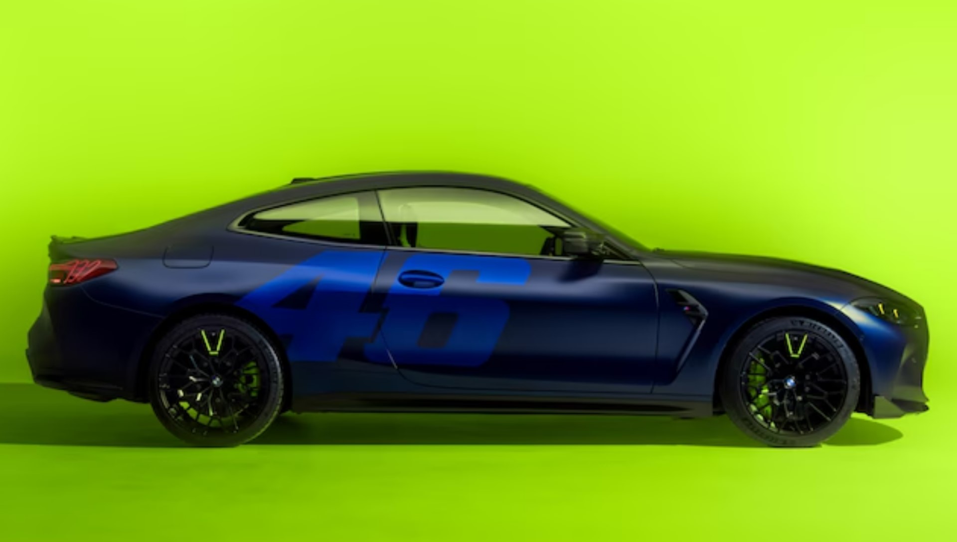Cuma Ada 46 Unit! Ini Detail Spesial BMW M4 CS Edisi Valentino Rossi