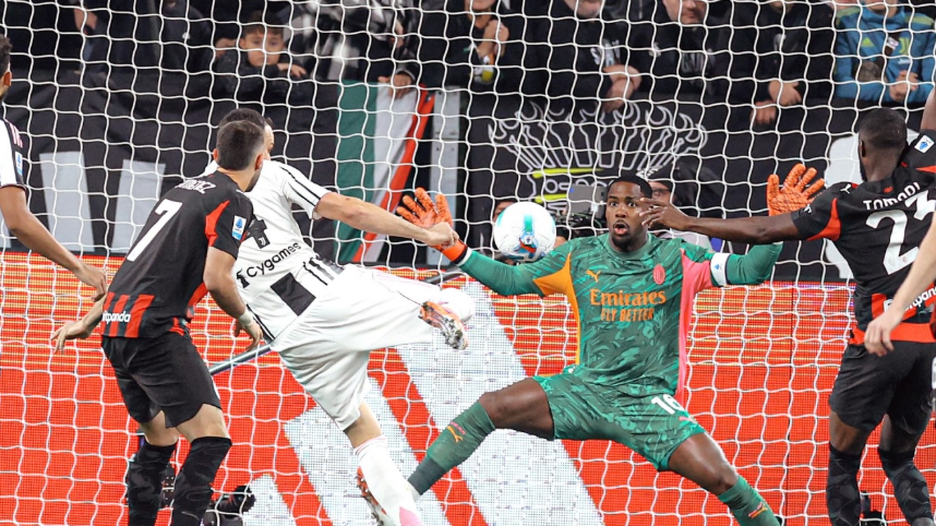Drama Taktik Juventus vs AC Milan: Pertarungan Sengit yang Berakhir Tanpa Gol