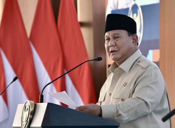 Prabowo Beri Taklimat Peserta Program Calon Pemimpin BUMN di Hambalang