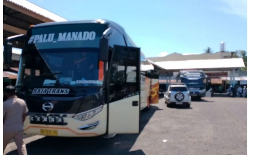 Lebaran 1447 H, Tiga Bus dari Terminal Malalayang Diberangkatkan ke Palu