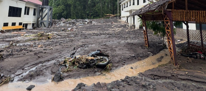 PLN Pastikan Listrik Pulau Siau Pulih 100 Persen Pascabanjir dan Longsor