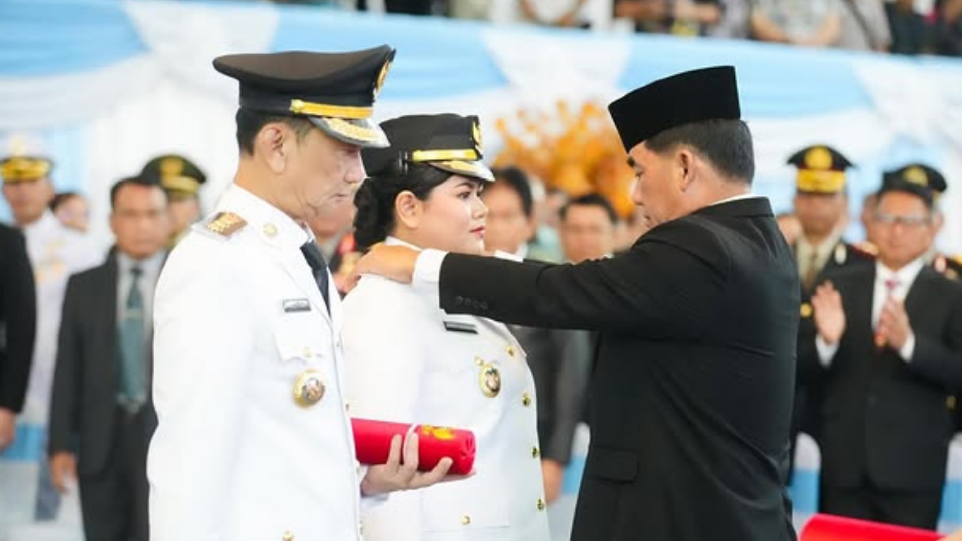 YSK Lantik Welly Titah dan Anisya Gretsya Bambungan sebagai Bupati dan Wakil Bupati Talaud 2025–2030
