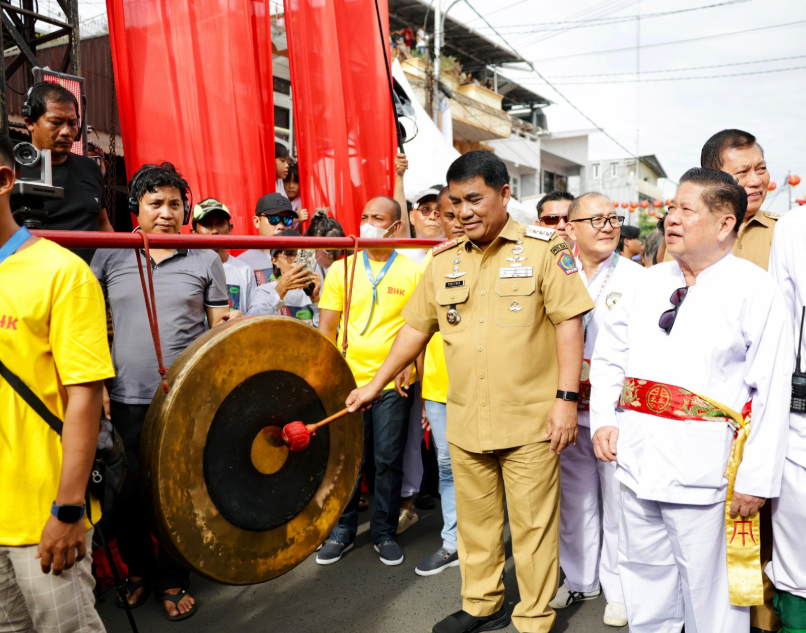 Gubernur Sulut Hadiri Puncak Cap Go Meh 2577 di Manado, Tekankan Nilai Toleransi