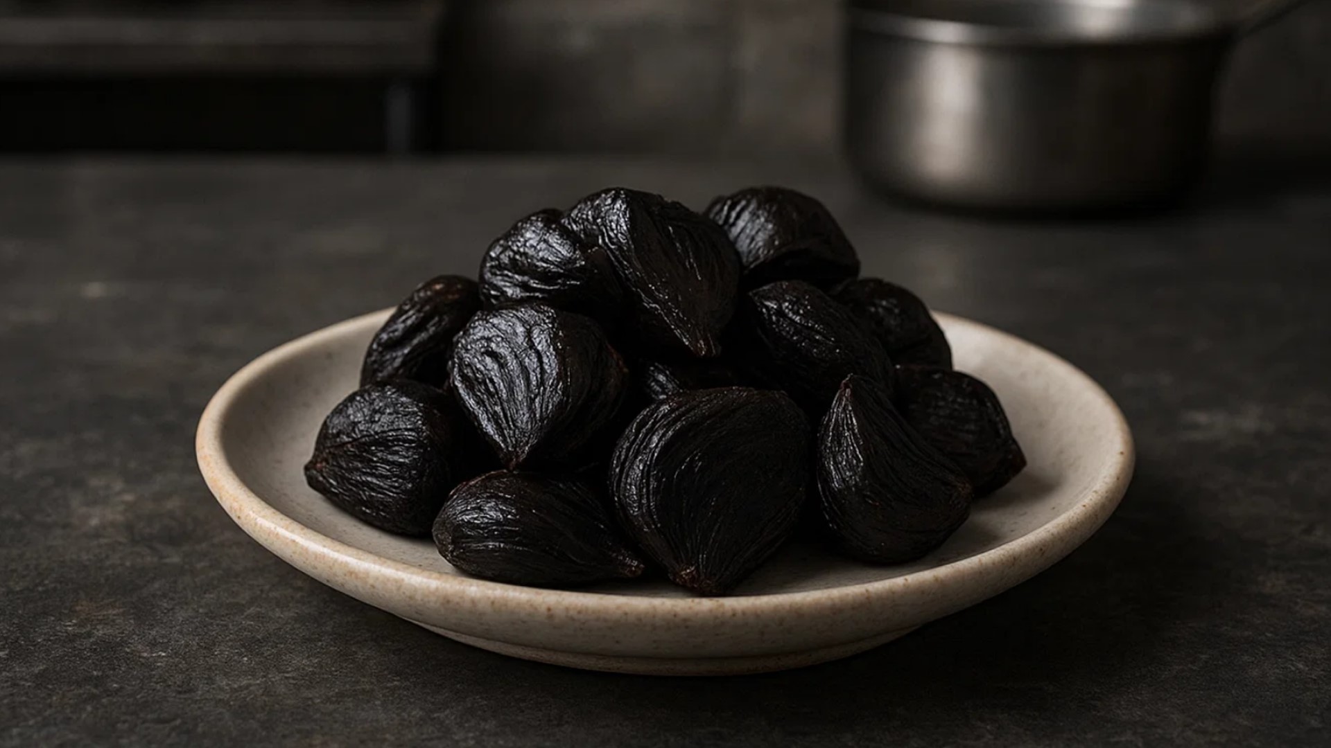 6 Manfaat Black Garlic untuk Pria: Salah Satunya Sehatkan Jantung