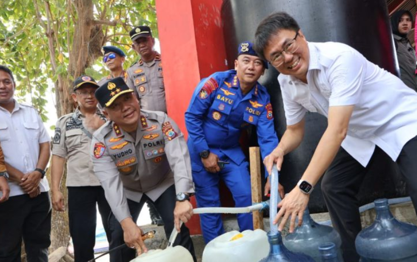 Kemarau 3 Bulan, Warga Siladen dan Manado Tua Kesulitan Air Bersih, Polda Sulut Turun Tangan