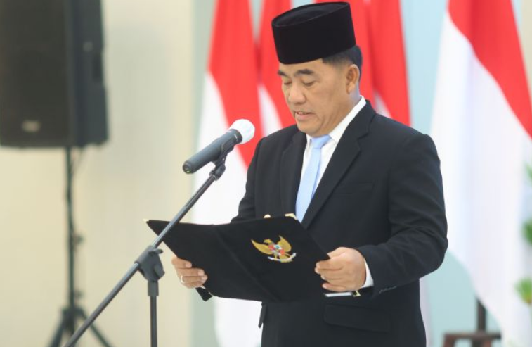 Lantik Tiga Pejabat Eselon II, Gubernur Sulut Tekankan Integritas dan Profesionalisme