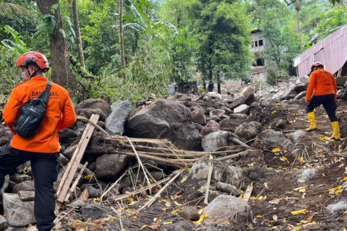 Basarnas Perpanjang Operasi Pencarian Dua Korban Banjir Bandang di Pulau Siau