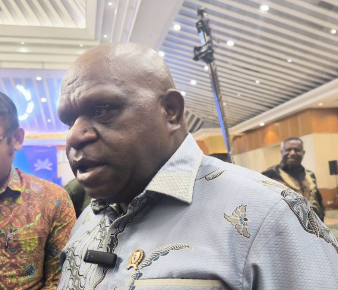 Natalius Pigai Ancam Polisikan Netizen Penyebar Hoaks yang Catut Namanya