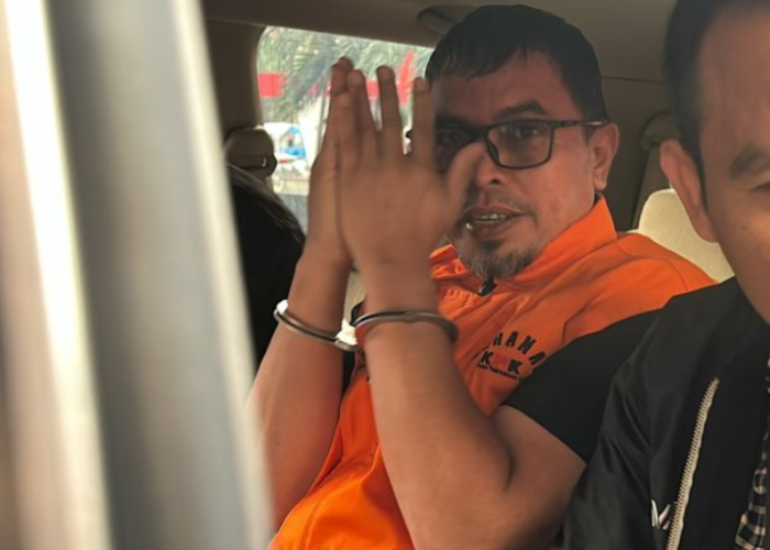Jadi Tahanan KPK, Bupati Bolmut Sirajudin Lasena Minta Maaf kepada Warga