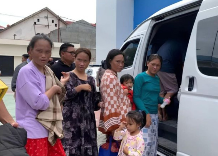 Deteni Asal Filipina Dipindahkan ke Rudenim Manado, Imigrasi Palu Pastikan Pengawalan Ketat