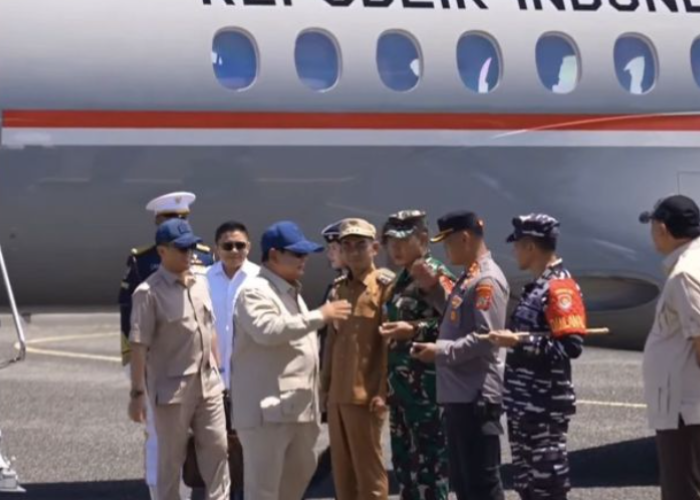Dari KTT Filipina, Prabowo Tiba di Miangas Sulut Temui Warga Pulau Terluar