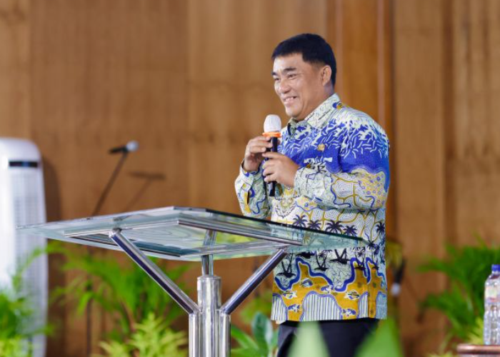 Gubernur Yulius Dorong Mahasiswa Unklab Jadi Motor Inovasi dan Berdaya Saing