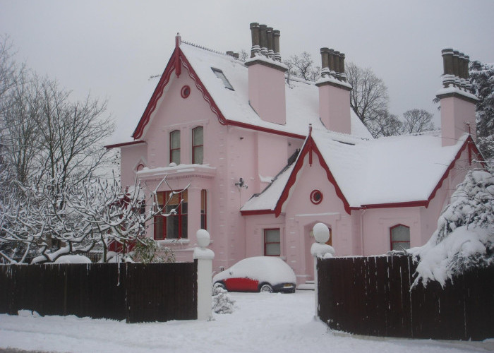 Inggris Dilanda Cuaca Dingin Ekstrem, Warga Diimbau Waspada