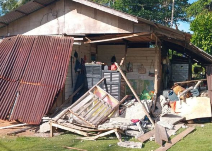 Dua Rumah Rusak dan Tiga Warga Terluka di Sangihe Pascagempa Magnitudo 7,7