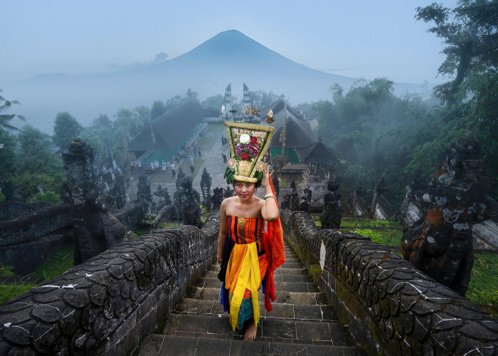 Pura para Dewa: Jejak Warisan Spiritual dan Keindahan Arsitektur Kuno Bali