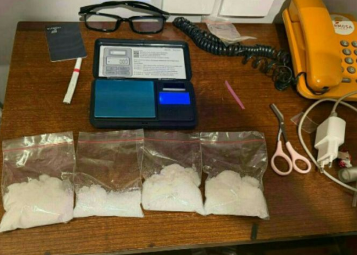Polda Sulut Gerebek Kamar Hotel di Manado, Empat Pria Diamankan Bersama 180 Gram Sabu