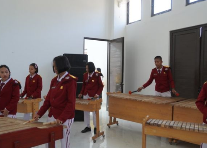 Sekolah Rakyat Sulut Kenalkan Musik Kolintang kepada Siswa, Jaga Warisan Budaya Minahasa
