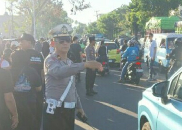 Polsek Malalayang Kawal Pembukaan HUT ke-403 Kota Manado dan Launching Sensus Ekonomi 2026