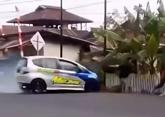 Kronologi Honda Jazz Tabrak Penonton di Drag Race Kotamobagu Sulut: 8 Orang Tewas! 
