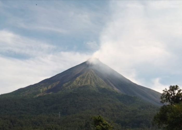 Aktivitas Gunung Karangetang Masih Tinggi, 790 Gempa Embusan Tercatat hingga Pertengahan Februari