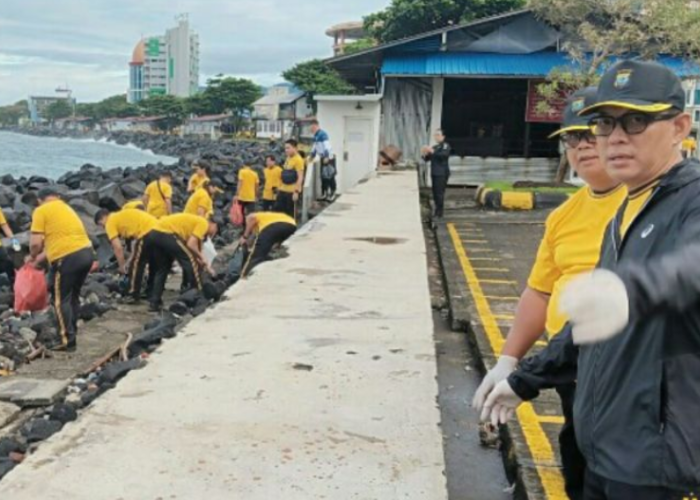 Seribu Personel Polda Sulut Turun ke Pantai, Kawasan Boulevard Manado Dibersihkan