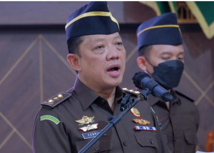 Febrie Adriansyah Mundur dari Jabatan Jampidsus Usai Rumahnya Digeledah