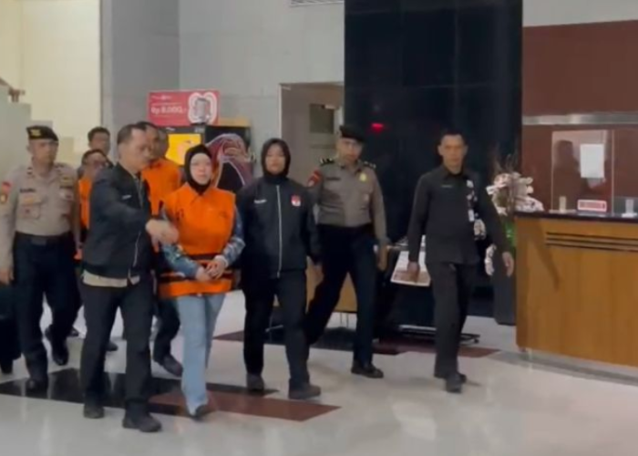 KPK Tetapkan Bupati Sukoharjo Etik Suryani sebagai Tersangka, Langsung Ditahan