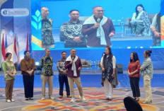 Dahlan Iskan Dorong Pengusaha Sulut Tetap Tangguh Hadapi Ketidakpastian Ekonomi