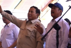 Prabowo Ajak Siswa dan Warga Bernyanyi Bersama Saat Kunjungi SMKN 2 Talaud di Miangas