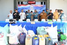 Tim QR-8 Kodaeral VIII Tangkap Pumpboat Fadil Boy di Perairan Manado, Amankan 650 Kg Sianida dan Miras Ilegal